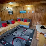 Tatil Evi Nad Potokiem W Gorach