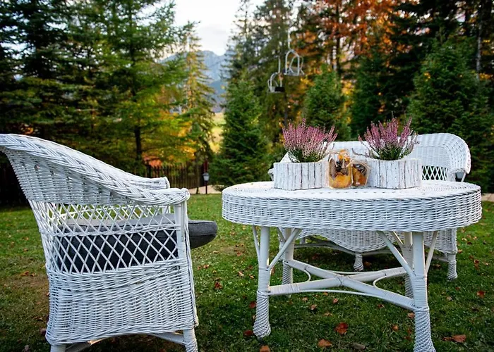 Nad Potokiem W Gorach * كوشتيليسكا